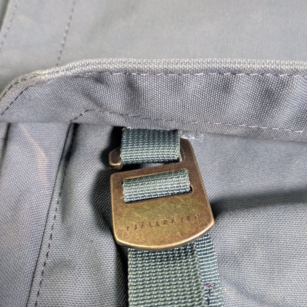 Fjallraven Foldsack No.2 Messenger Bag Cross Body Blue G-1000 Travel Work - Picture 6 of 13